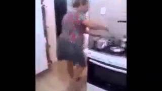 Gordinha Dançando