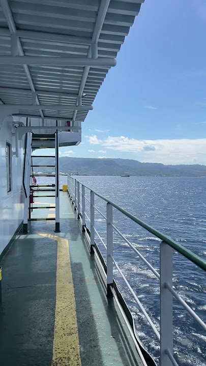 Suasana Ferry Penyeberangan Gilimanuk - Ketapang, Bali - Banyuwangi