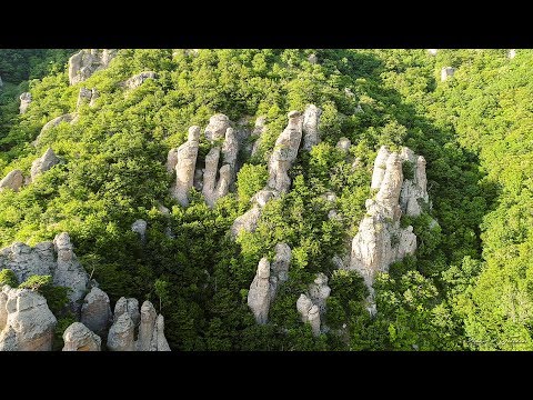 Video: Valley Of Ghosts In Alushta - Alternative View