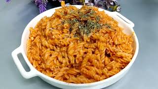 The fastest pasta recipe: classic tomato pasta