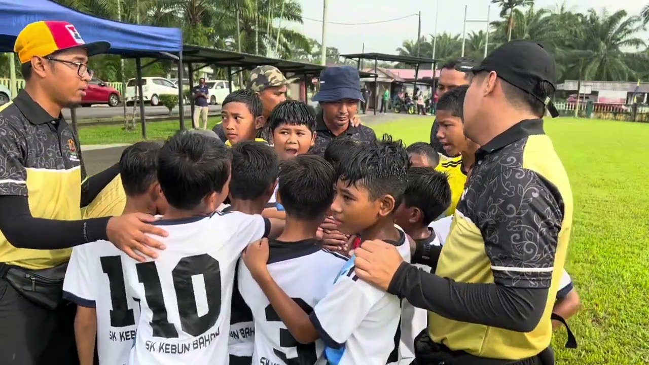 Highlight Separuh Akhir Kejohanan Bola Sepak Bawah 12 Tahun MSSD Kuala Langat 2023 | SKKB vs SKTS