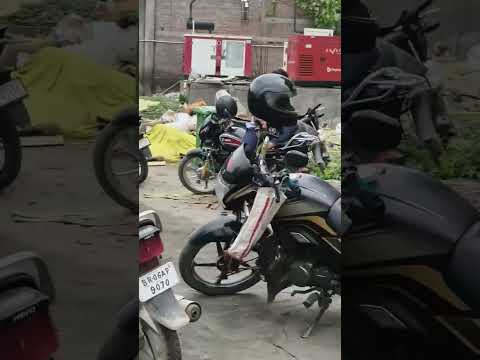 India Me Berojgar Example #berojgari #short #shorts #shortvideo