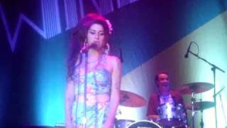 Amy Winehouse - Stagger Lee (Rio de Janeiro 11/01/2011)