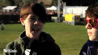 Tegan and Sara - Groovin' The Moo Interview