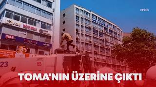 Özgür Özel’in İzmir Mitingi Öncesinde Bir Kişi Tomanın Üzerine Çıktı