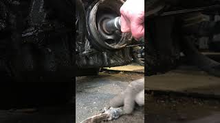 610379