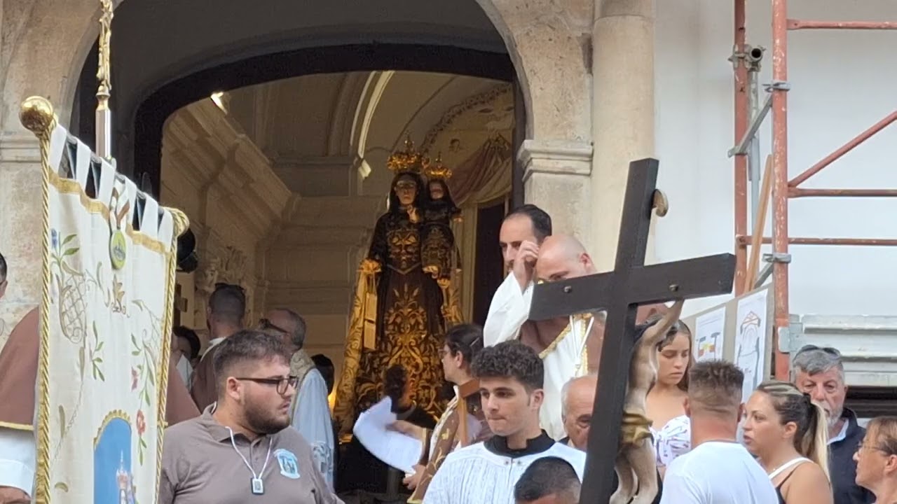 Festa della B.V. del Carmelo - uscita della statua - Scalea 2024