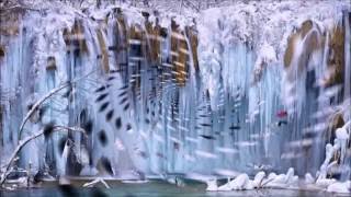 Самые красивые замёрзшие  водопады .