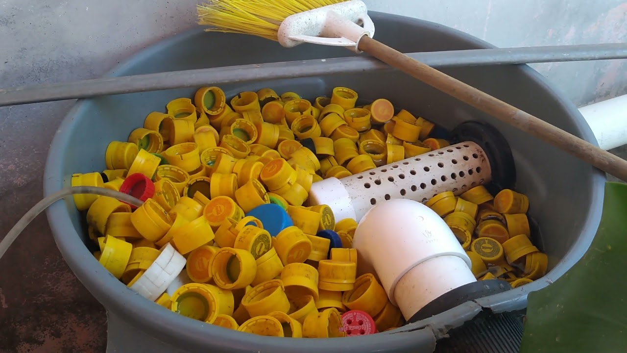 Mostrando mi sistema de acuaponia con filtros...