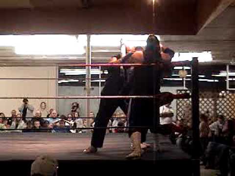 THE ROCKER TERRY LAWLER -vs- SPIKE THE GA INMATE- 1ST MATCH EVER.MPG