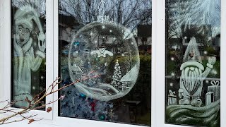 How to Decorate Windows With Spray Snow, Hunker
