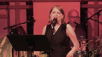 Kelly Clark performs at the 2022 Unity Temple Spring Music Festival