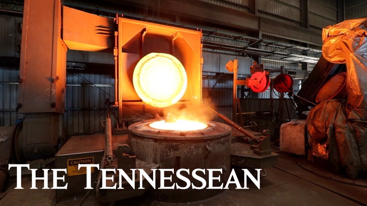 Lodge Museum Of Cast Iron 3rd Street South Pittsburg Tn A look inside the Lodge Cast Iron foundry in Pittsburg, Tennessee - YouTube