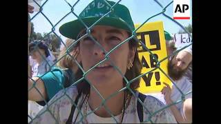 Anti-fence demo, Arafat visits school, Israeli comment screenshot 1