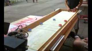 Shuffle Board Robot vs Human