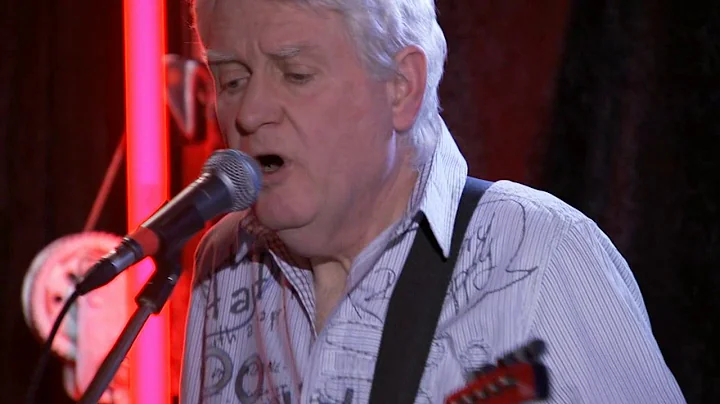 Barclay James Harvest - Poor Man's Moody Blues (Li...