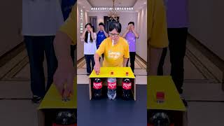 Coca-Cola Vs Mentos Challenge, So Exciting! #Funnyfamily#PartyGames screenshot 3