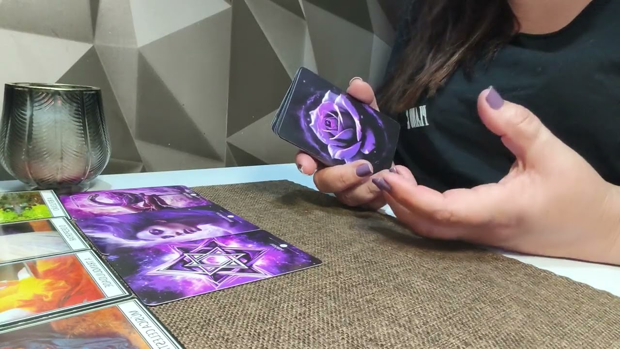 Alguém viu algo ao seu respeito e ficou com muito ciúmes e muita raiva 😧🥺