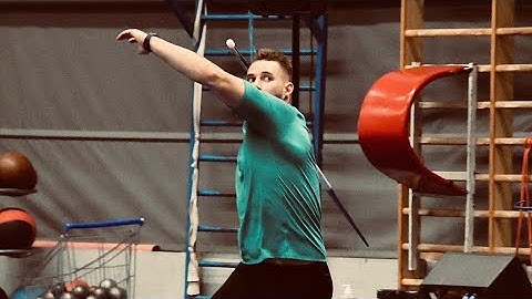 Training with 97m thrower Johannes Vetter 2021
