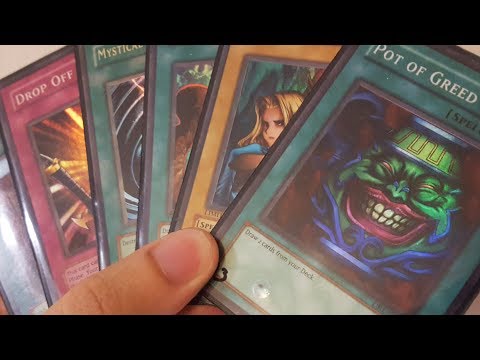 yugioh hand destruction deck YU-GI-OH! - Stamping (SDBE-EN022) - Structure Deck: Saga of Blue-Eyes White Dragon - Unlimited Edition may be 1st or Unlimited Edition Yugioh Card Destruction Starter Deck