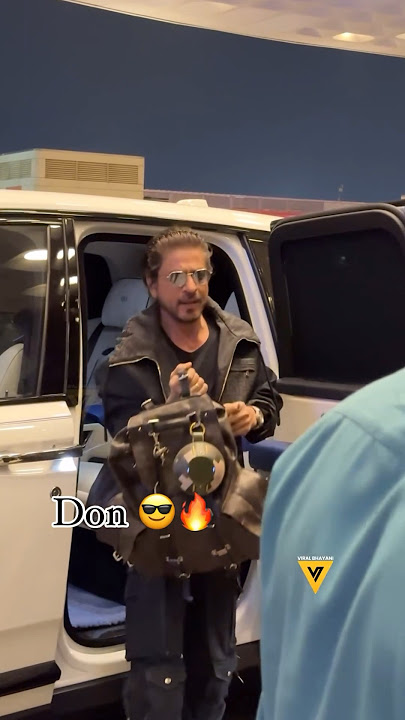 Shahrukh Khan at the Airport with a Louis Vuitton Bag (Price) #srk