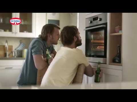 Voice-over Hans Singelenberg _ TV Commercial Dr. Oetker Pizzaburger