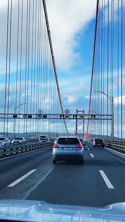 ЛИССАБОН МОСТ 25 апреля LISBON BRIDGE #shorts #lisbon #portugal #bridge ...
