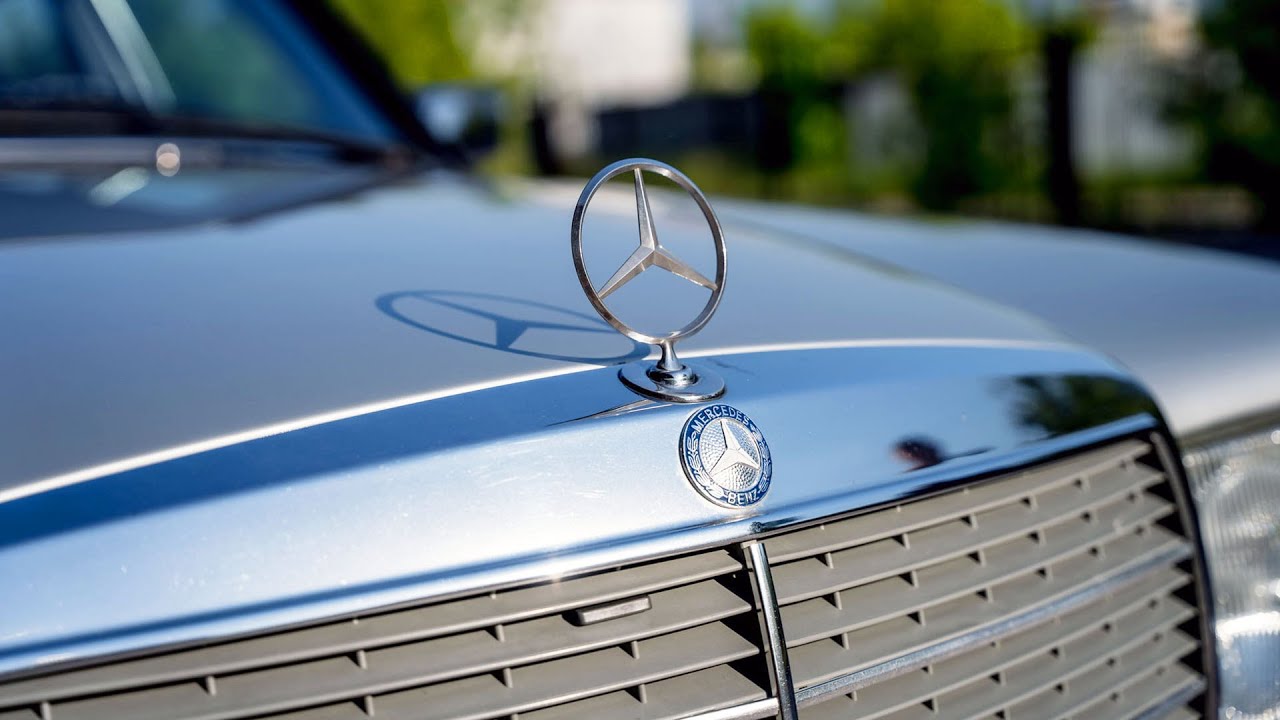 W123 Mercedes-Benz 230 E best sedan of all time, 1984