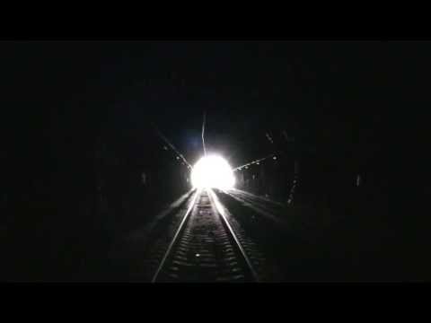 Video: Jak Vidět Světlo Na Konci Tunelu