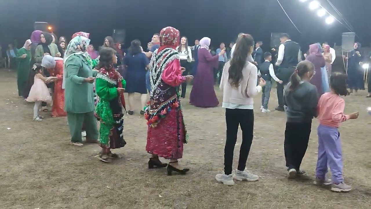 Sındırgılı Bekir Kurt - Sinandede Köyü Oyun Havası ( Yöresel Kıyafetler) 23 Eylül 2023