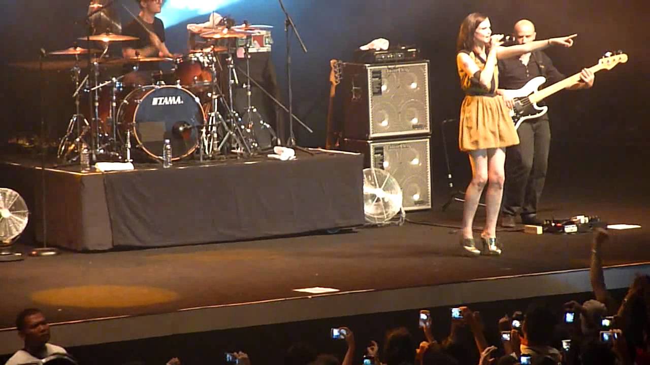 [HD] Sophie Ellis Bextor Murder on the Dancefloor (Live in Jakarta