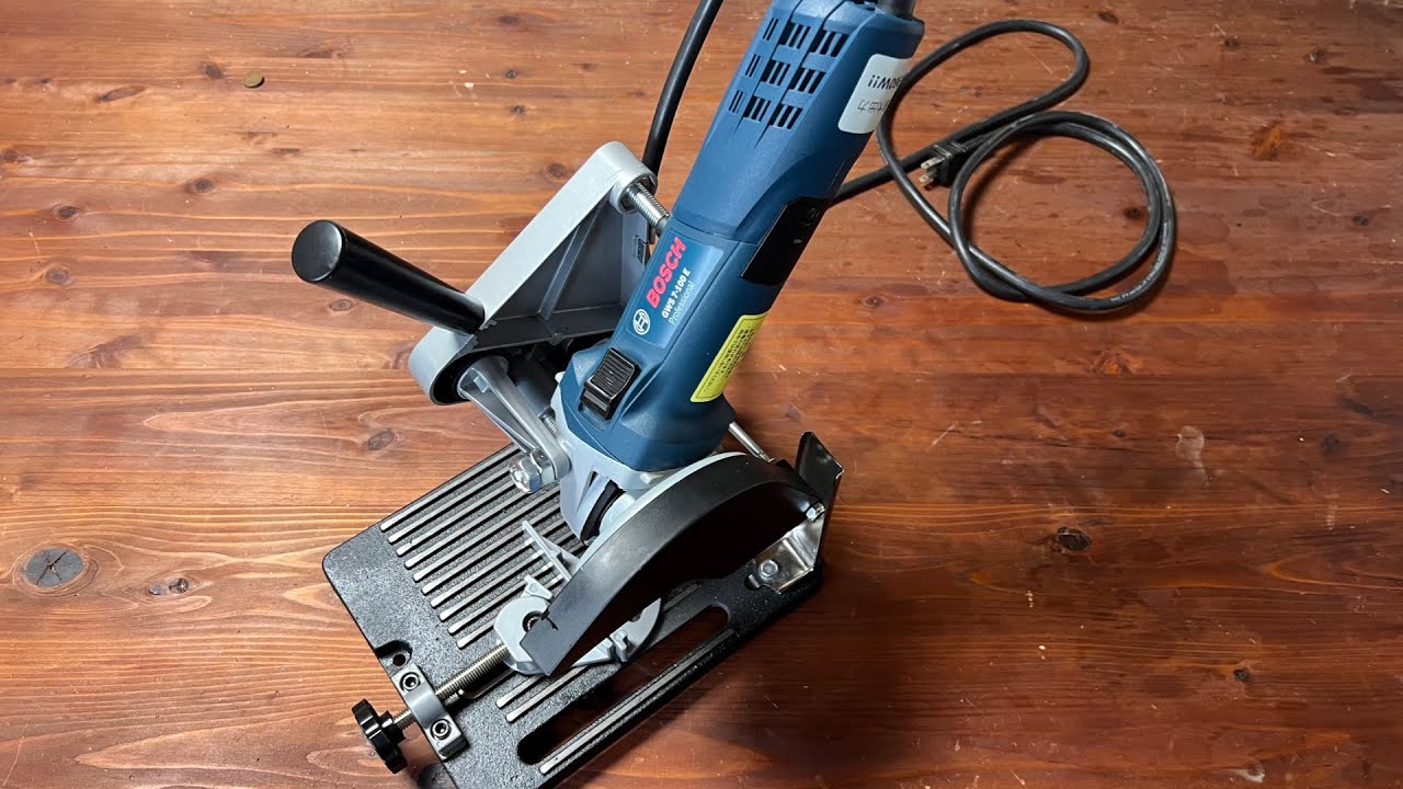 SK-11ディスクグラインダースタンドにBOSCH GWS7-100Eを