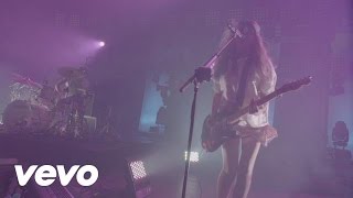 The Ting Tings - Hang It Up (Live in Paris)