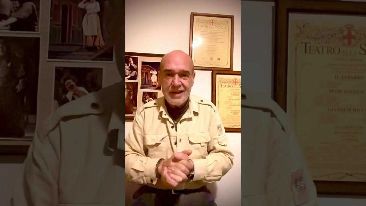 Il Maestro Silvio vi spiega come affrontare i vocalizzi. 