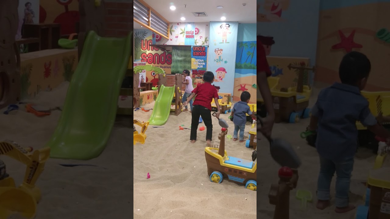 Kebebasan anak dalam permainan pasir YouTube Kebebasan anak dalam permainan pasir YouTube