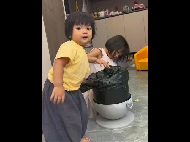 英子用啥办法专门治调皮的小孩，哈哈，这下可以跷二郎腿做一个懒妈妈了#家务好帮手 #家有神兽日常