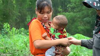 Single Mother, Harvesting sweet potato goes to the market sell, Gardening, Farm construction