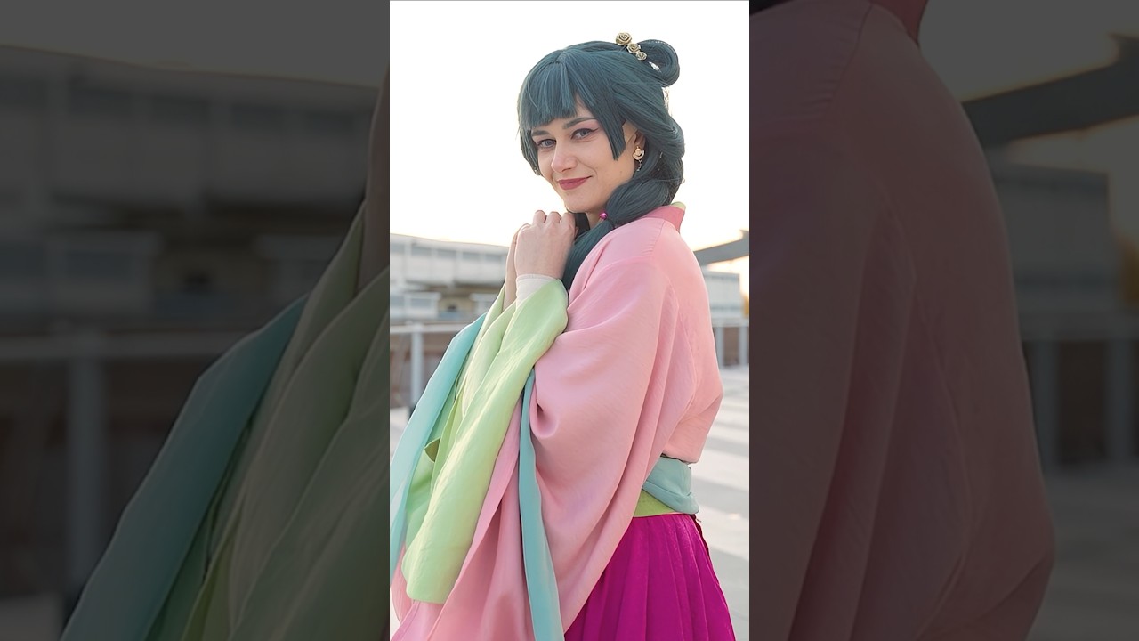 💕😍BEAUTIFUL Maomao cosplay😍💕 Apothecary Diaries brought to life at Romics😍