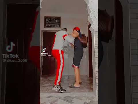 تتناك من الضحك