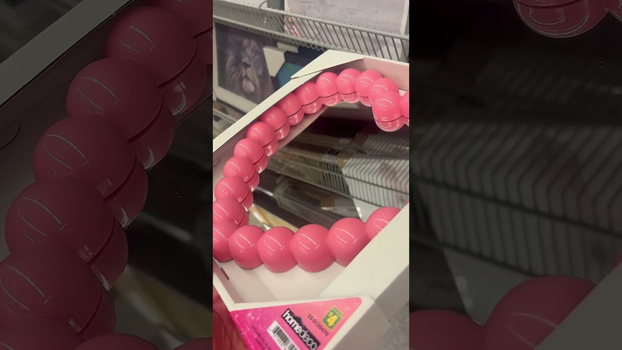 Calling All… How cute are these heart shaped mirrors from Dollarama? 🪞