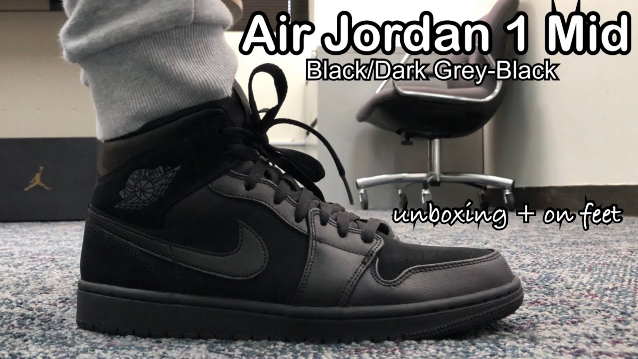 air jordan 1 mid black on feet