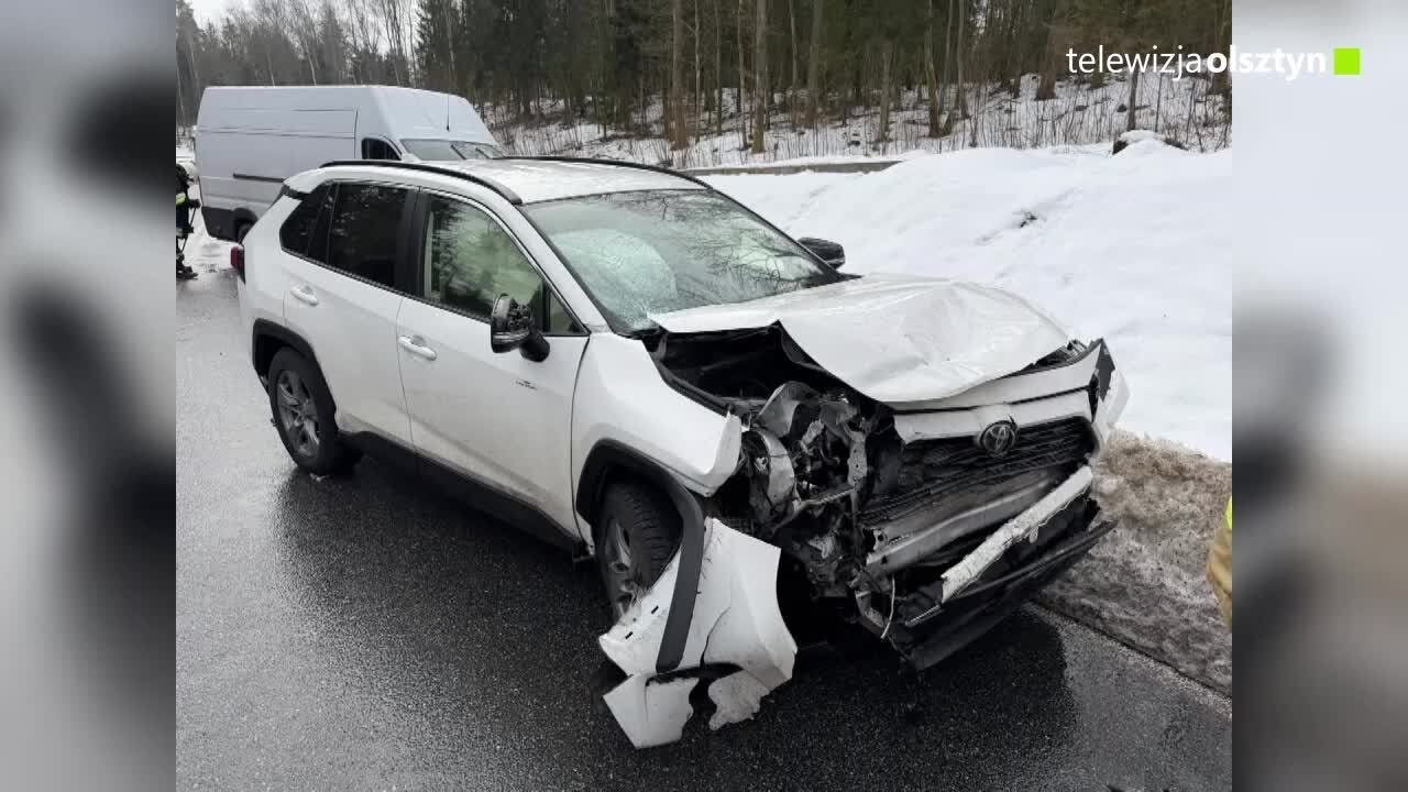 Wypadek w pobliżu miejscowości Pluty. Jedna osoba trafiła do szpitala