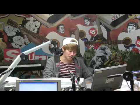 131112 Youngstreet Special DJ Heechul crazy fan of Na Jeong - Chilbong Couple (Reply 1994)