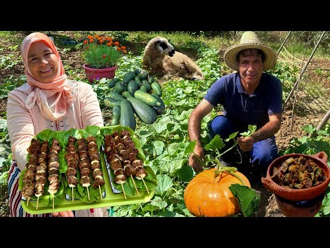 رعاية خضروات المزرعة و تحضير شواء التونة الطازج في قرية جبلية