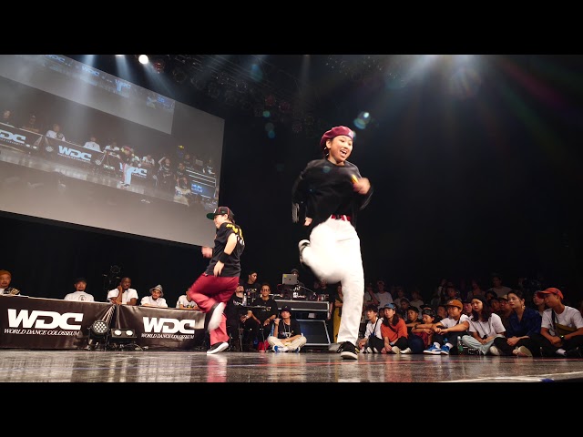Twin turbo vs BLAZIN(JJ ライト) BEST4 KIDS WDC 2019 World Dance