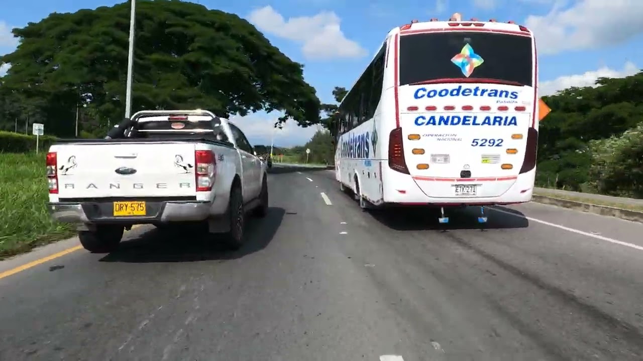 CANDELARIA - JUANCHITO - CALI - YAMAHA MT-09