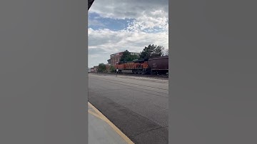 Back loco of BNSF grain train