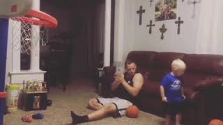 Basketball shootout game between father and son - 1081851 screenshot 4