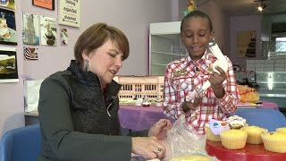 Download Lagu Tuesday's Child tries his hand at baking MP3