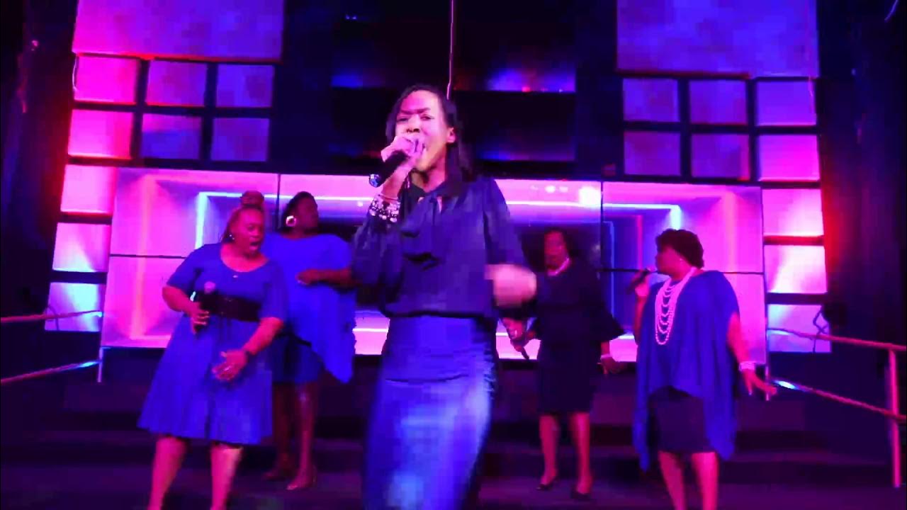 URM P&W "Your Great Name" featuring Jalisa Faye (Extended Version) URM P&W "Your Great Name" featuring Jalisa Faye (Extended Version)